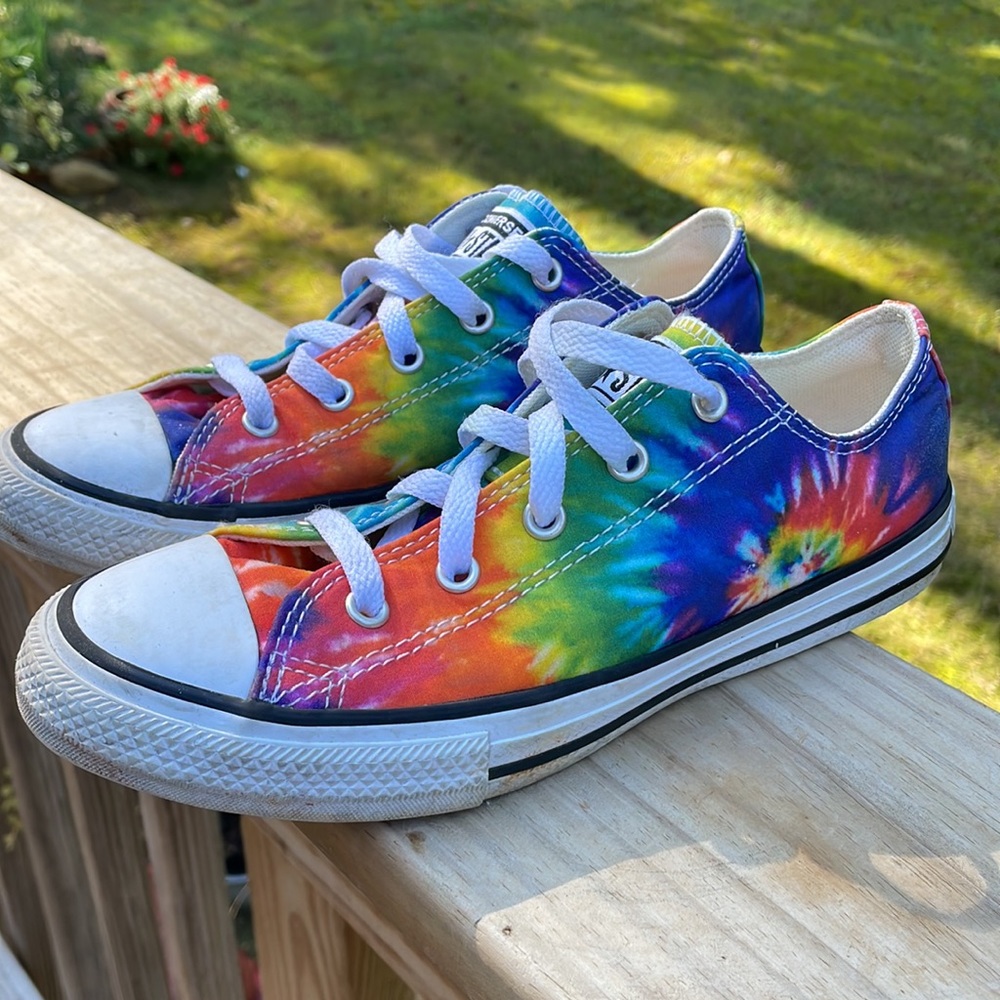 Converse Tie Dye Chuck Taylor All Star Sneakers Size 3 - Picture 2 of 10